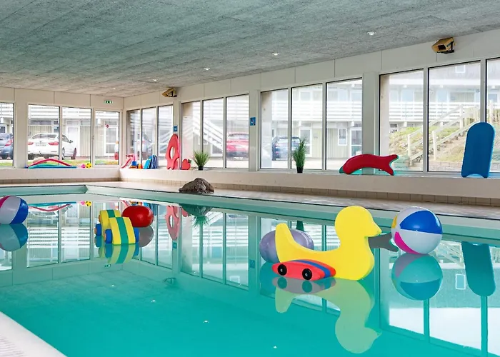 Apartment 6 Person In *